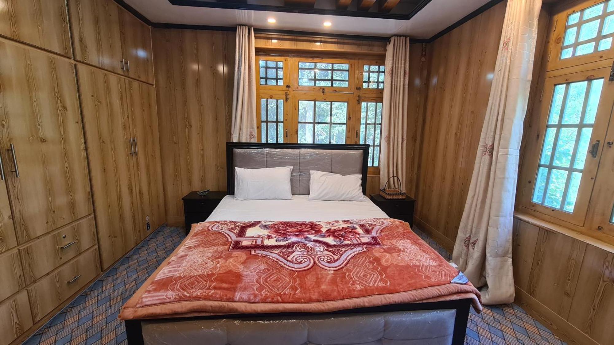 Rus Olive Lodge Skardu Δωμάτιο φωτογραφία